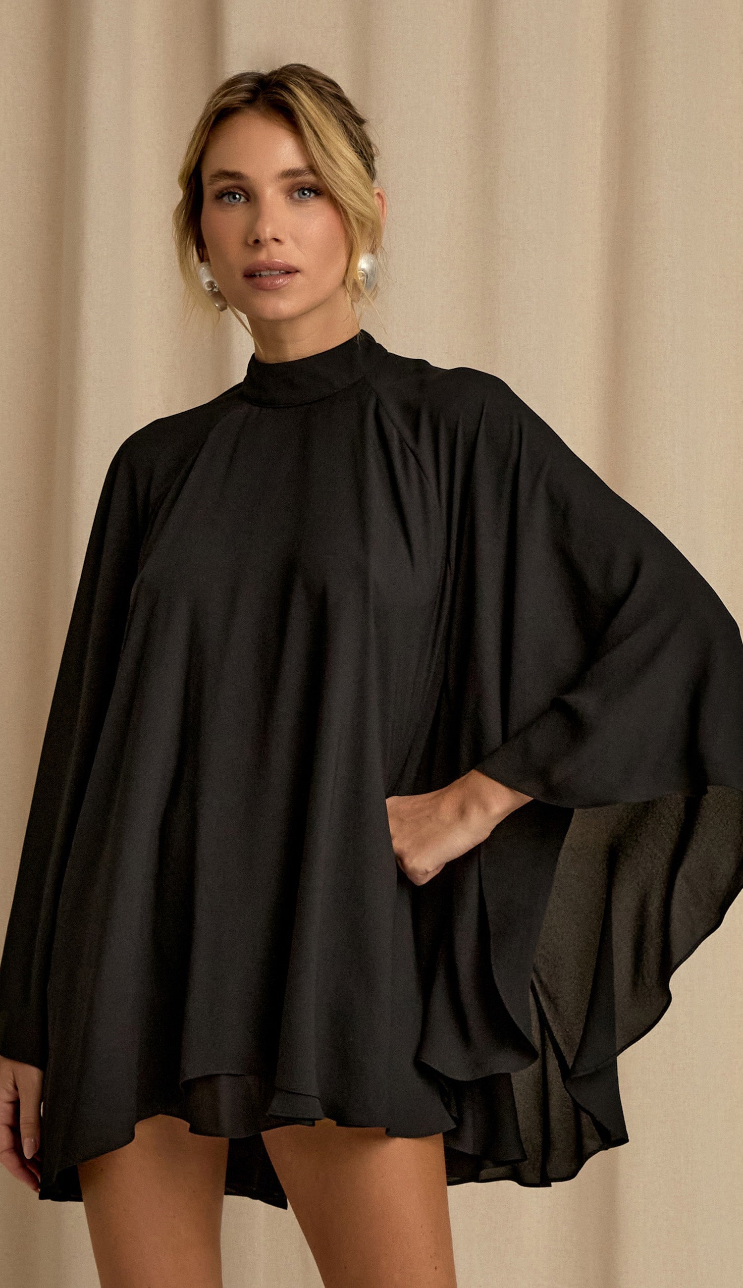 Vestido Estefani Preto