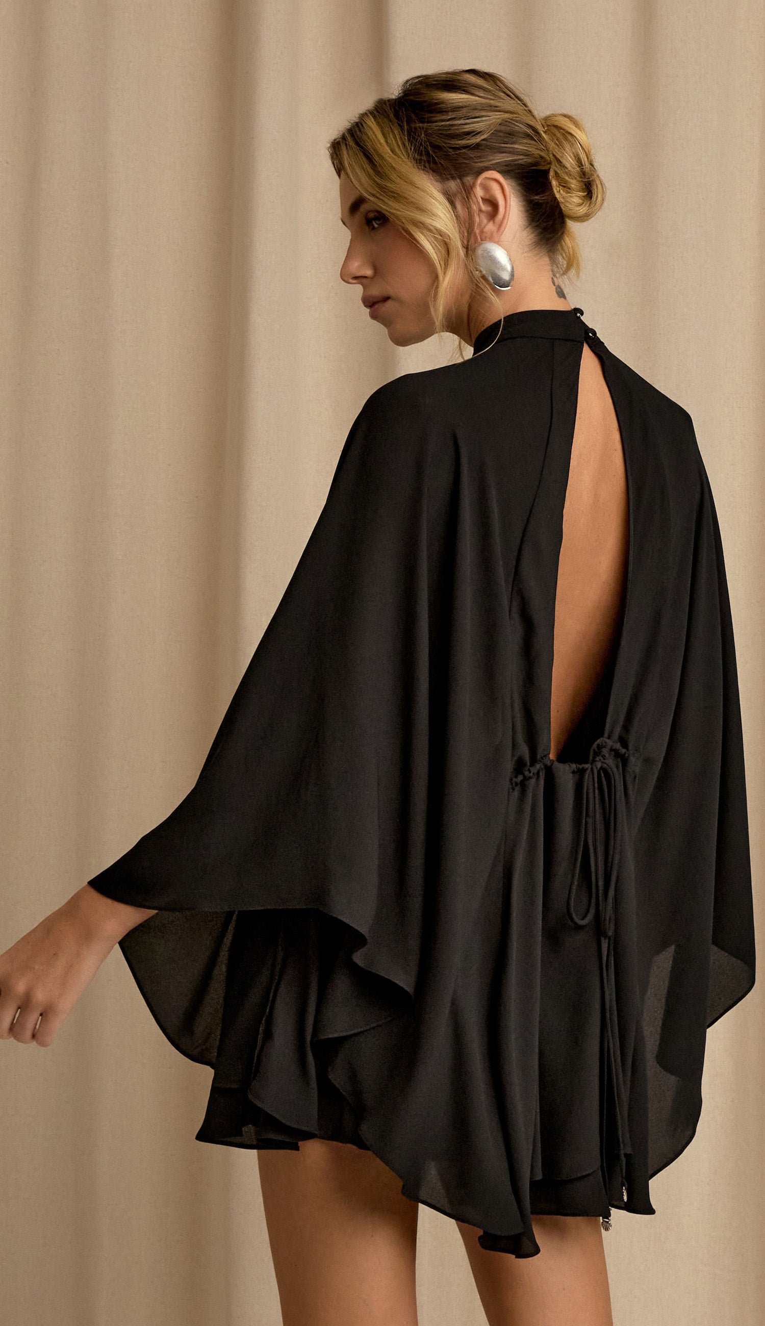 Vestido Estefani Preto