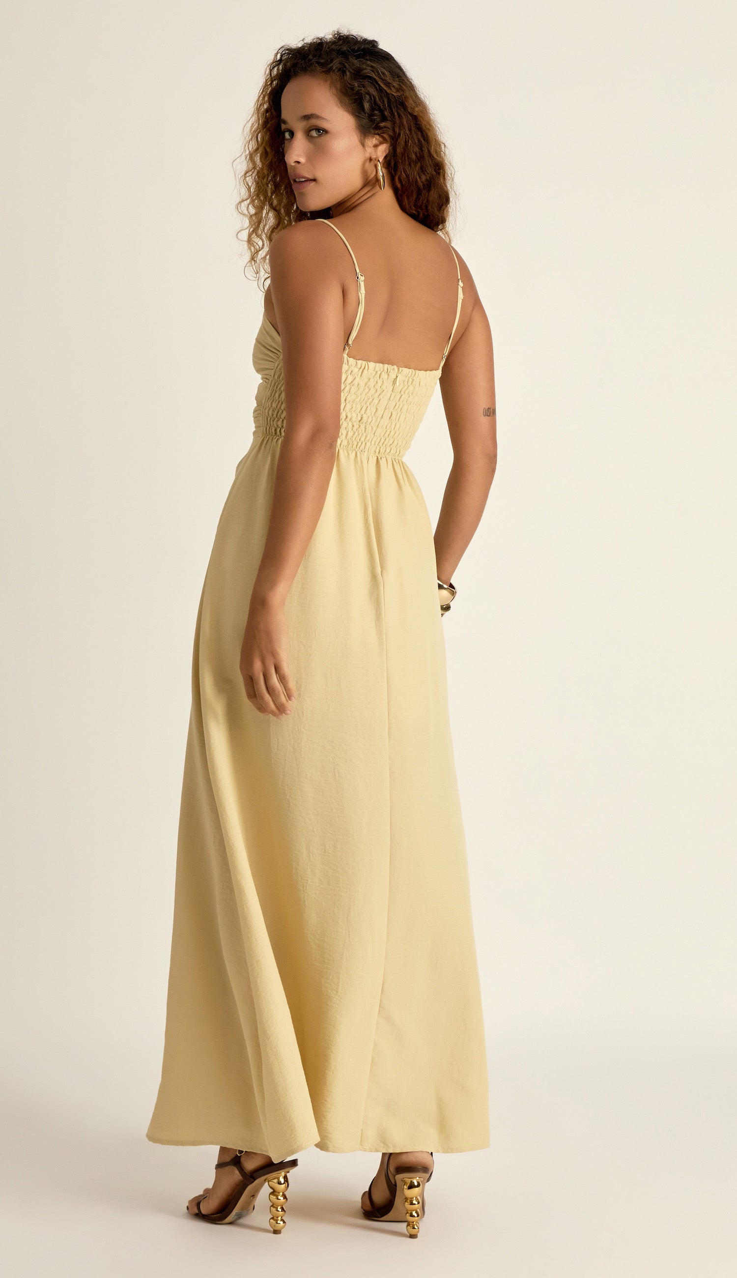 Vestido Donzela Manteiga