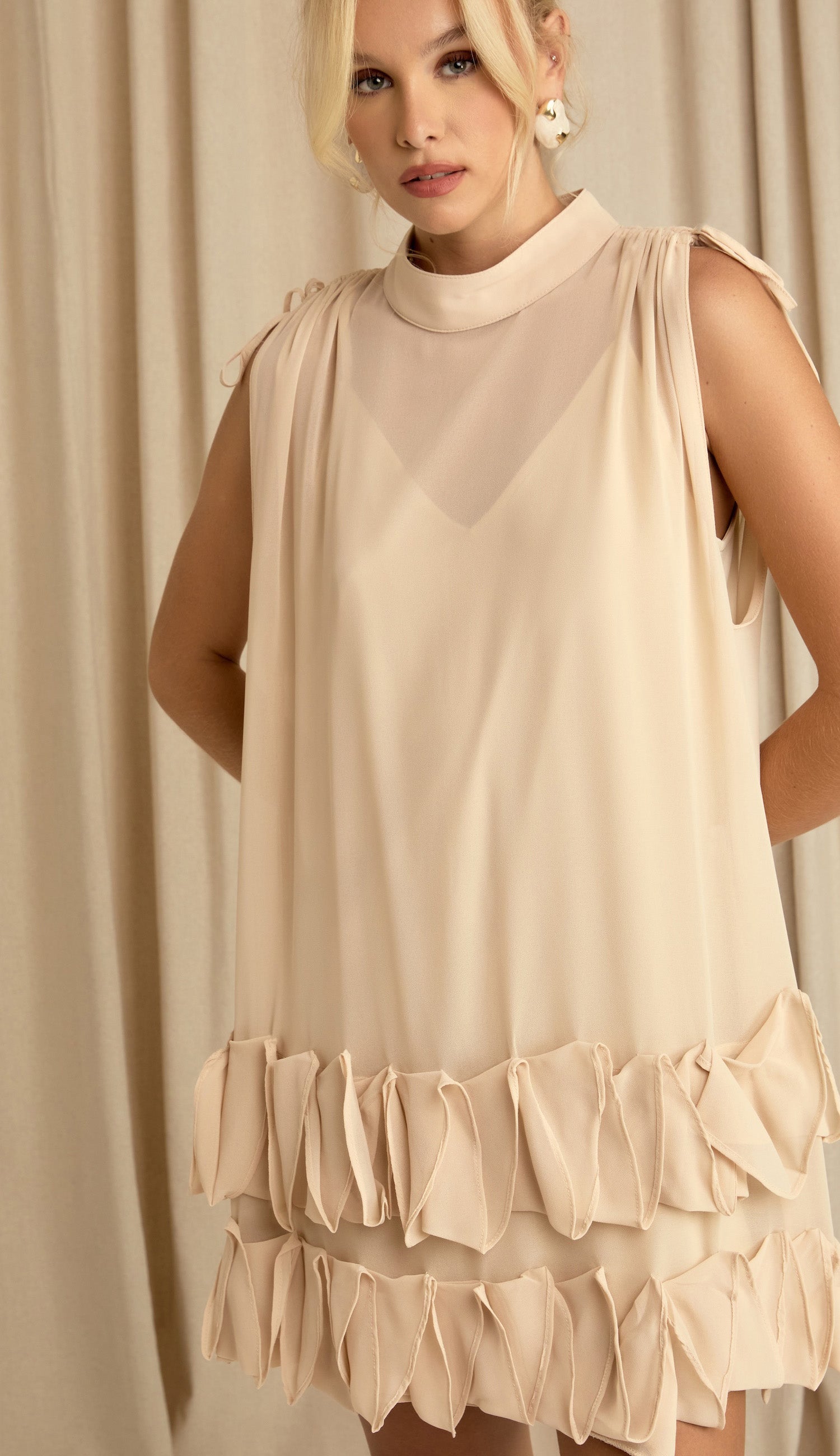 Vestido Nubia Chantilly