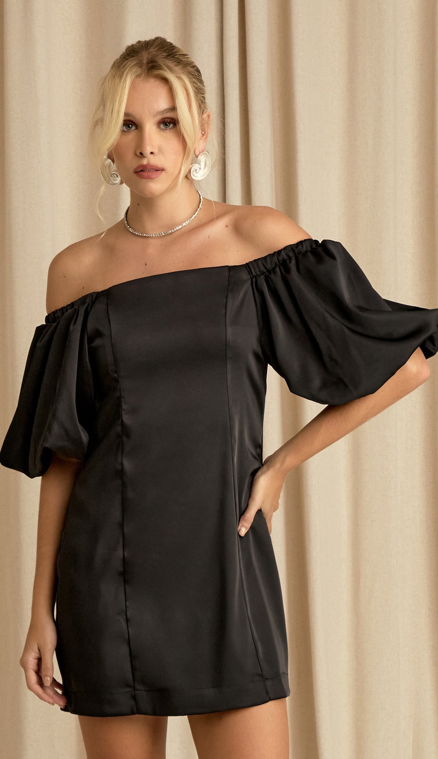 Vestido Aurora Preto