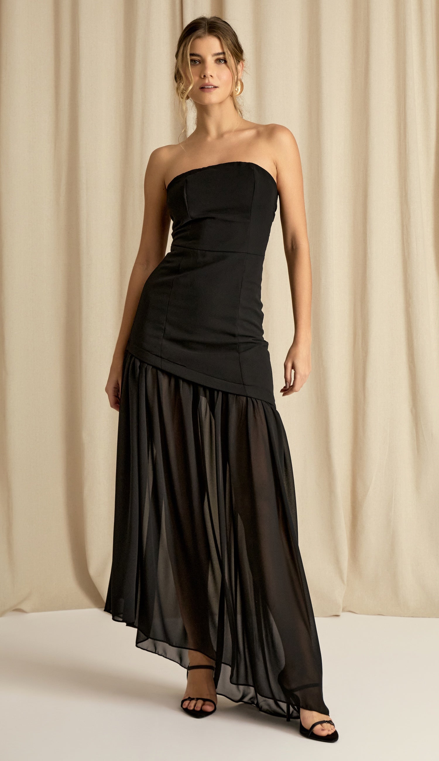 Vestido Beverly Preto
