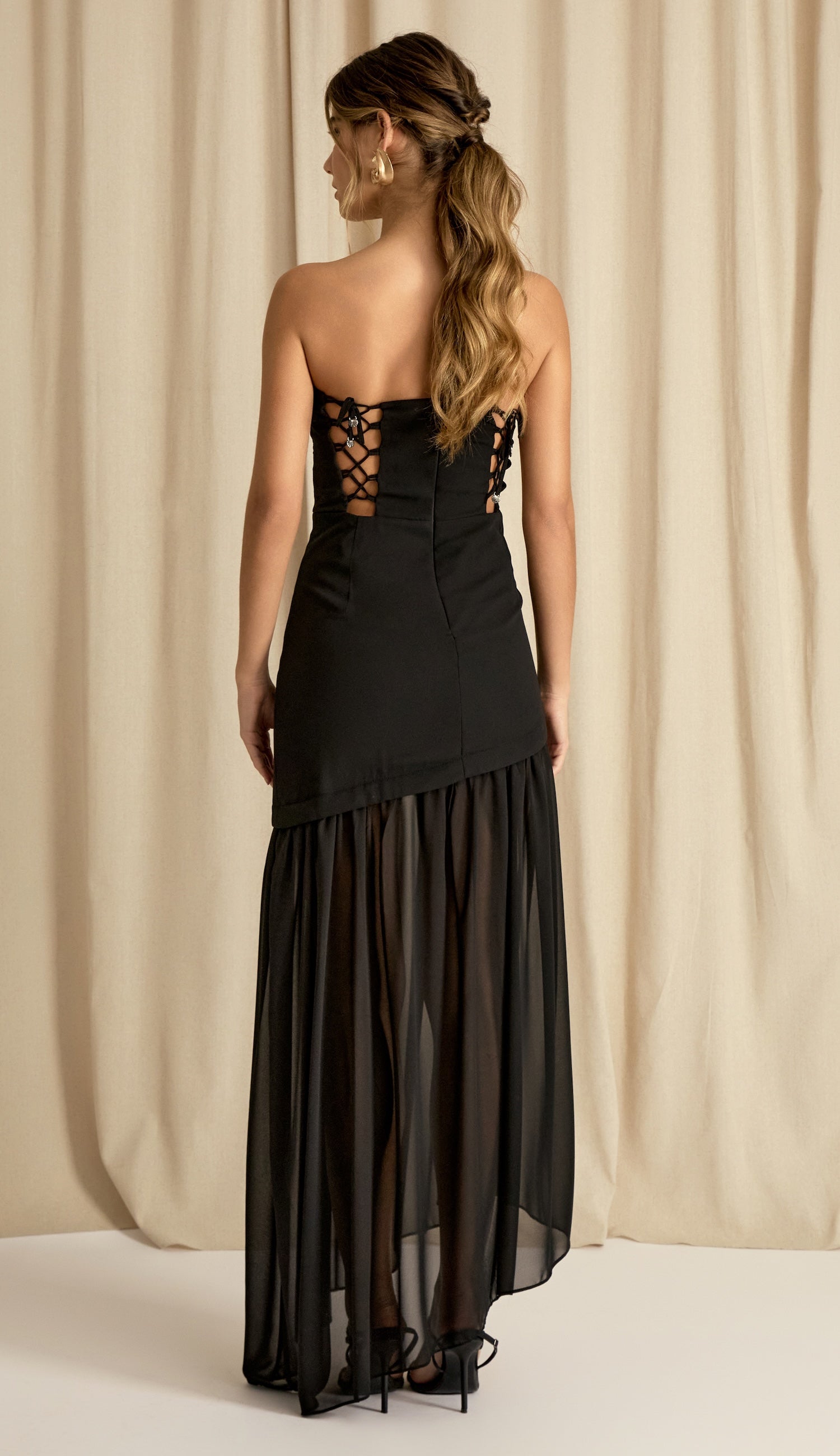 Vestido Beverly Preto