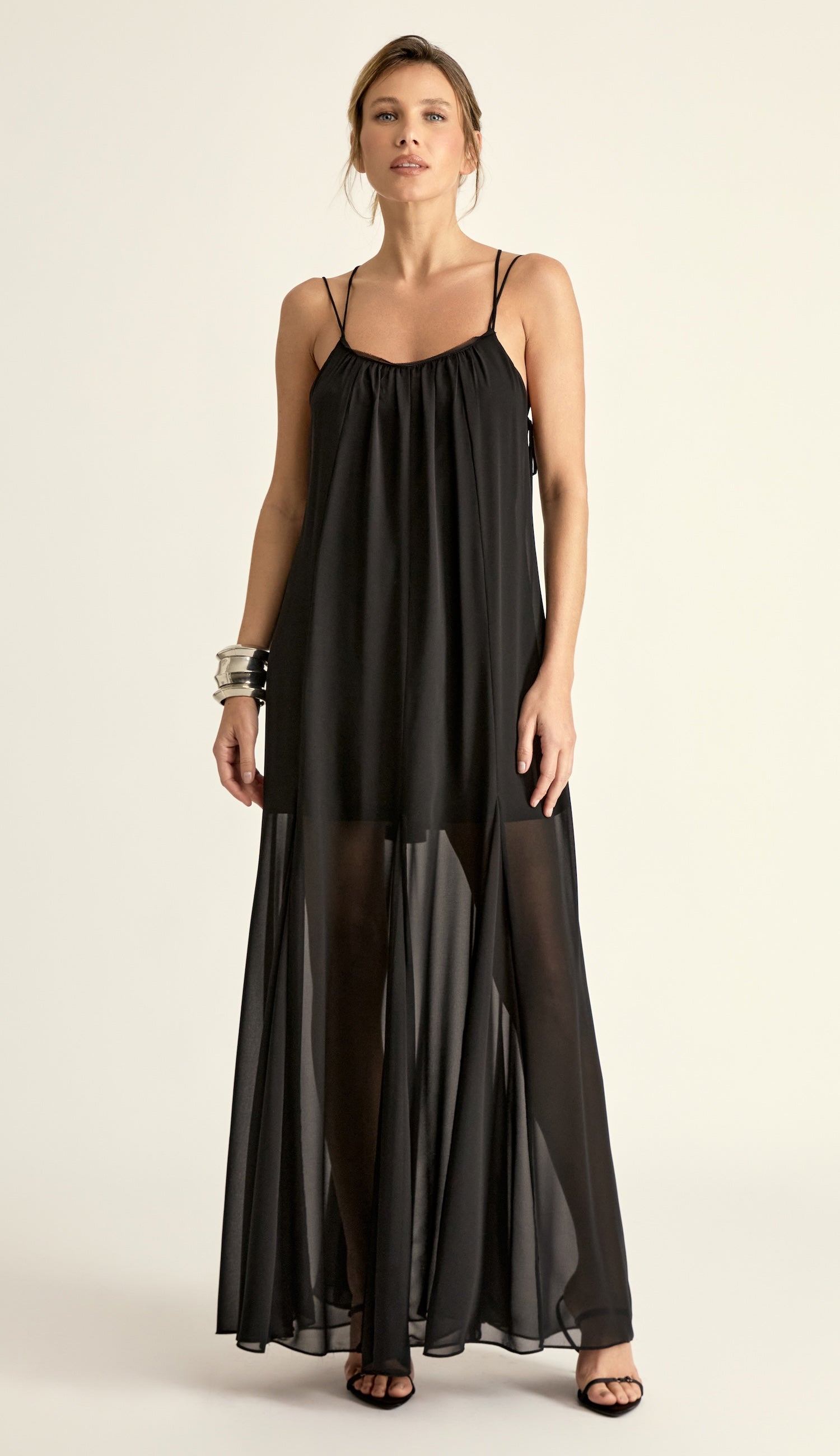 Vestido Gracia Preto