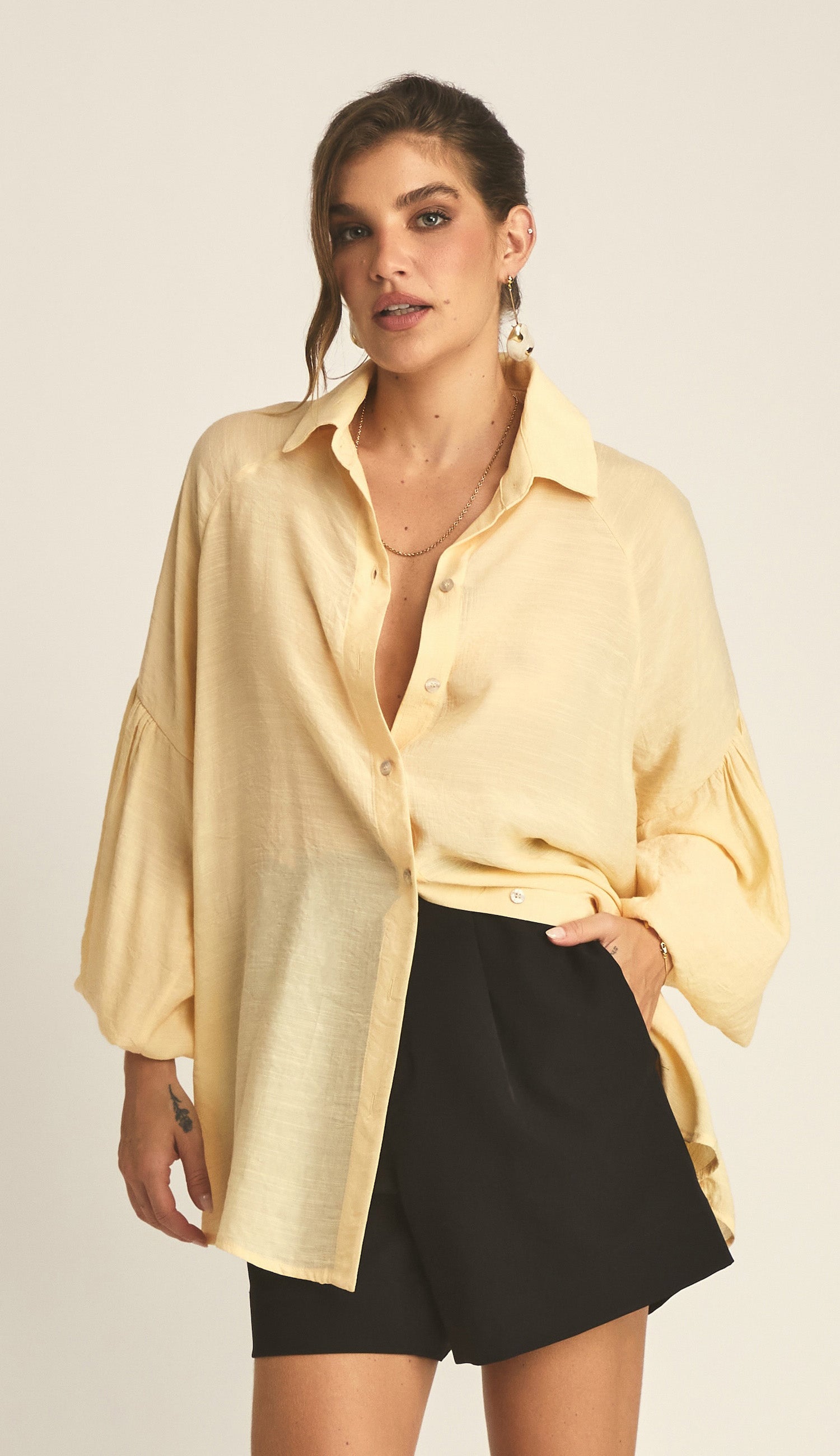 Camisa Fabienne Manteiga