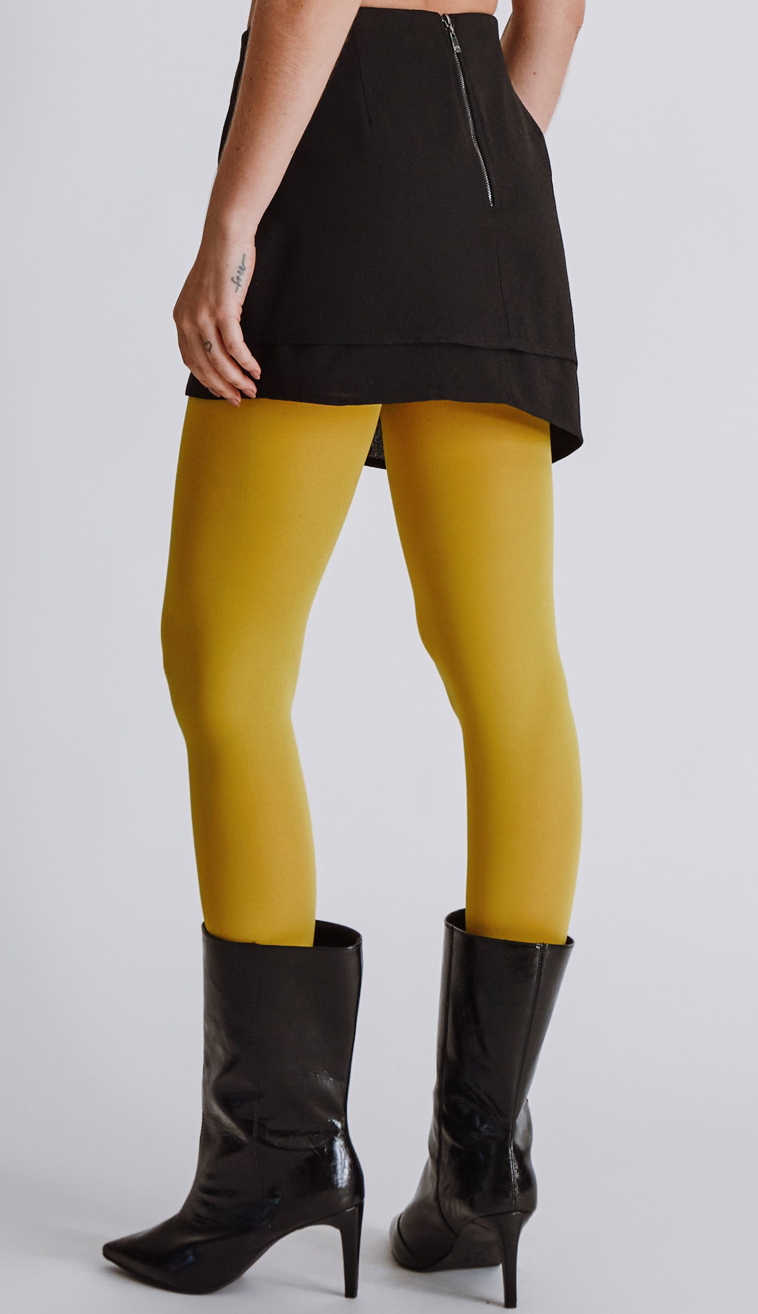 Shorts Franciele Preto