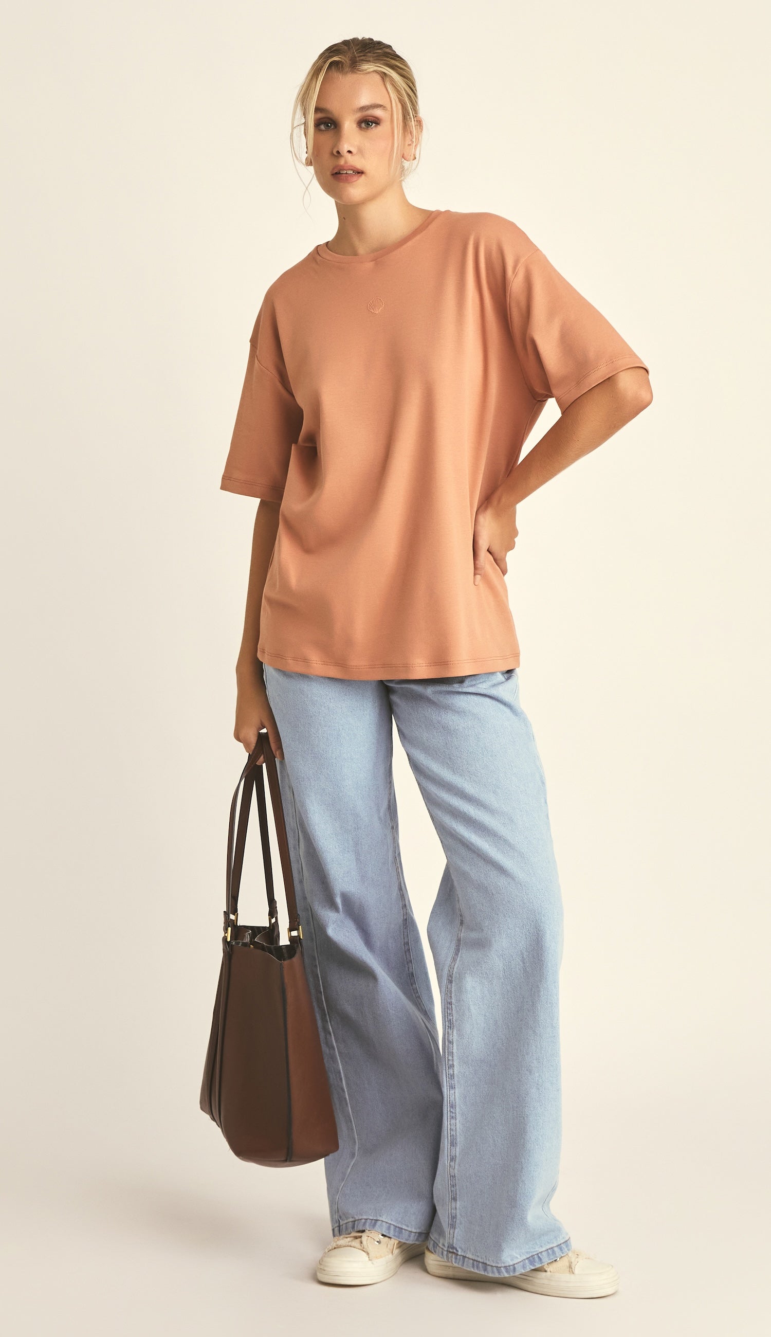 Camiseta Algodão Egipcio Eloá Mocha