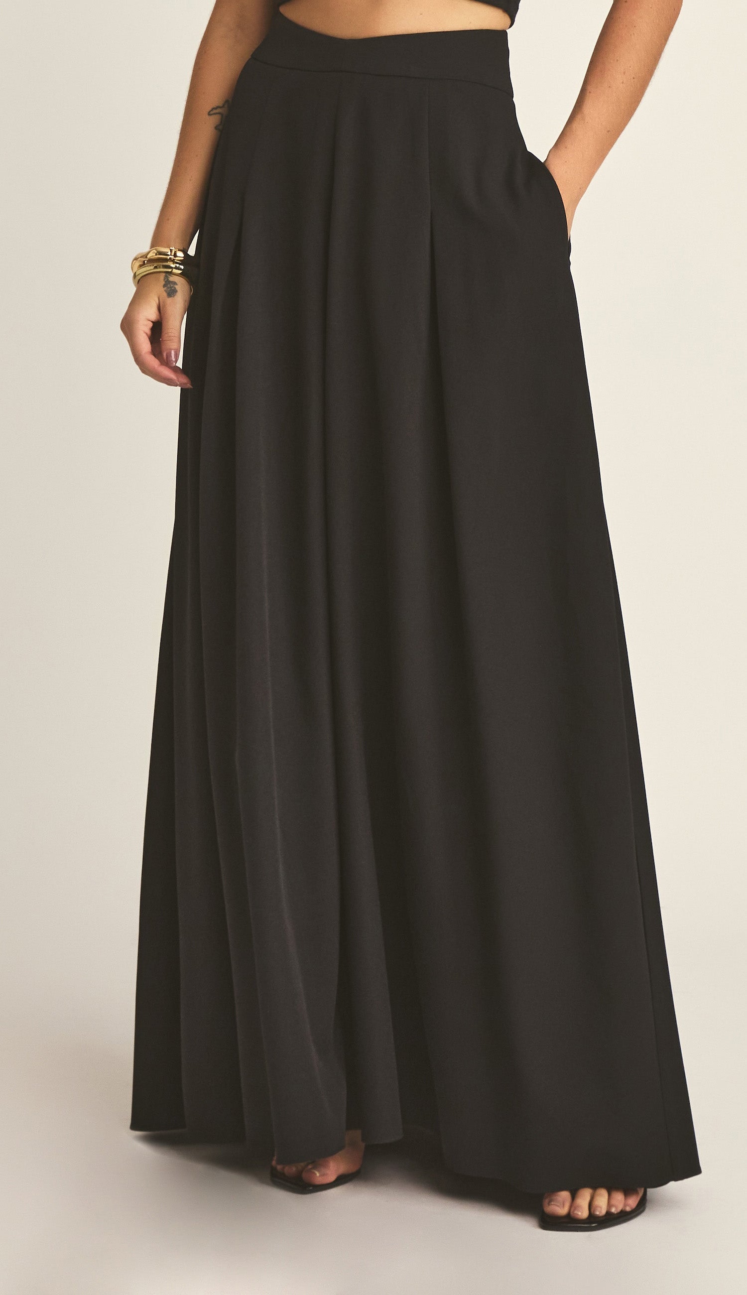 Saia Cristiana Preto