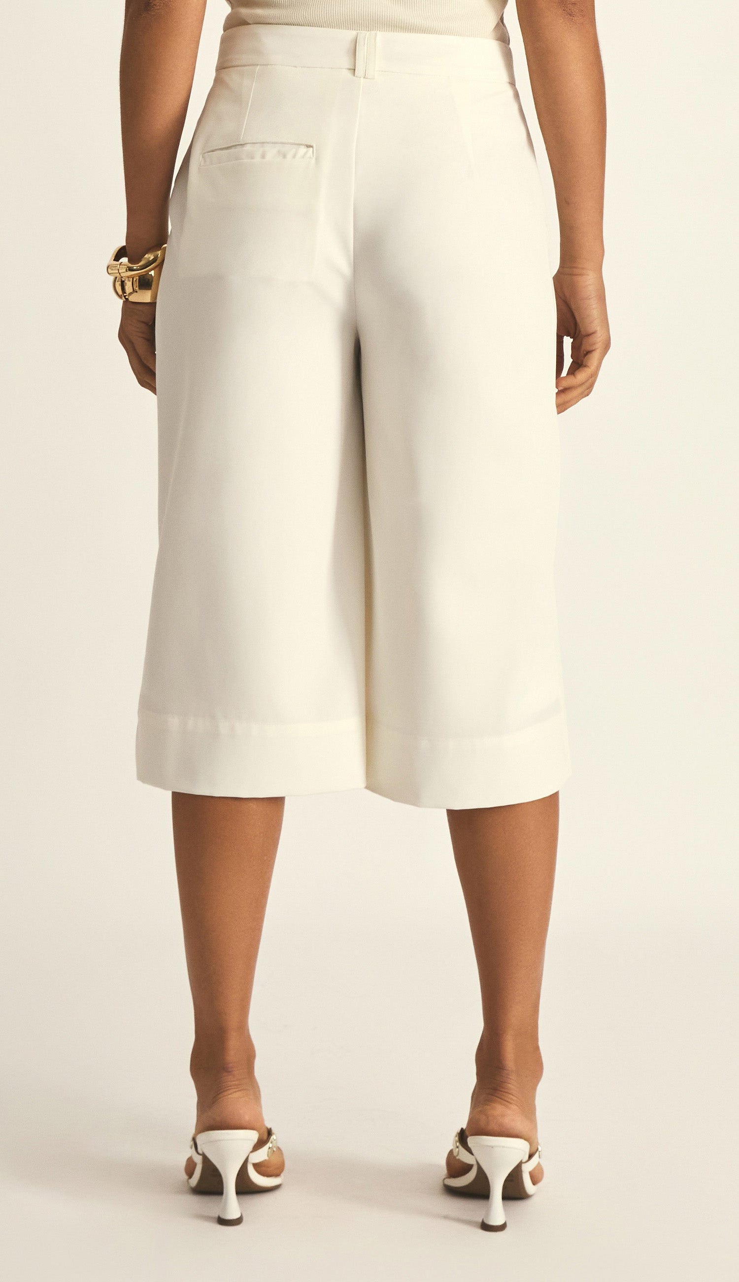 Bermuda Claudia Off White