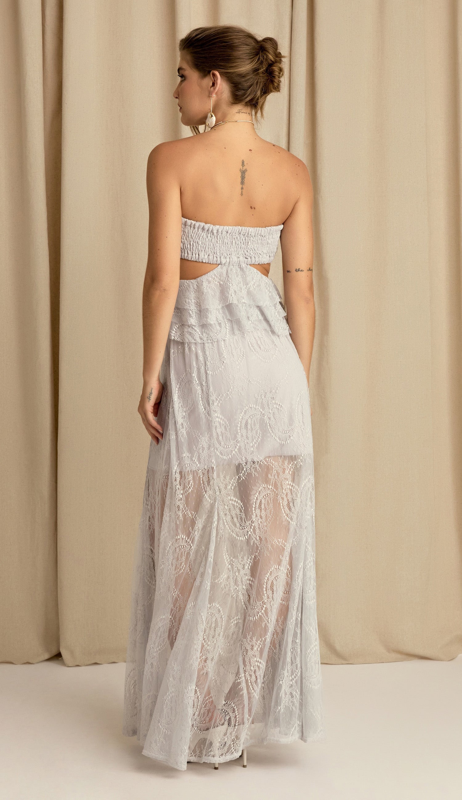 Conjunto Courtney Cinza