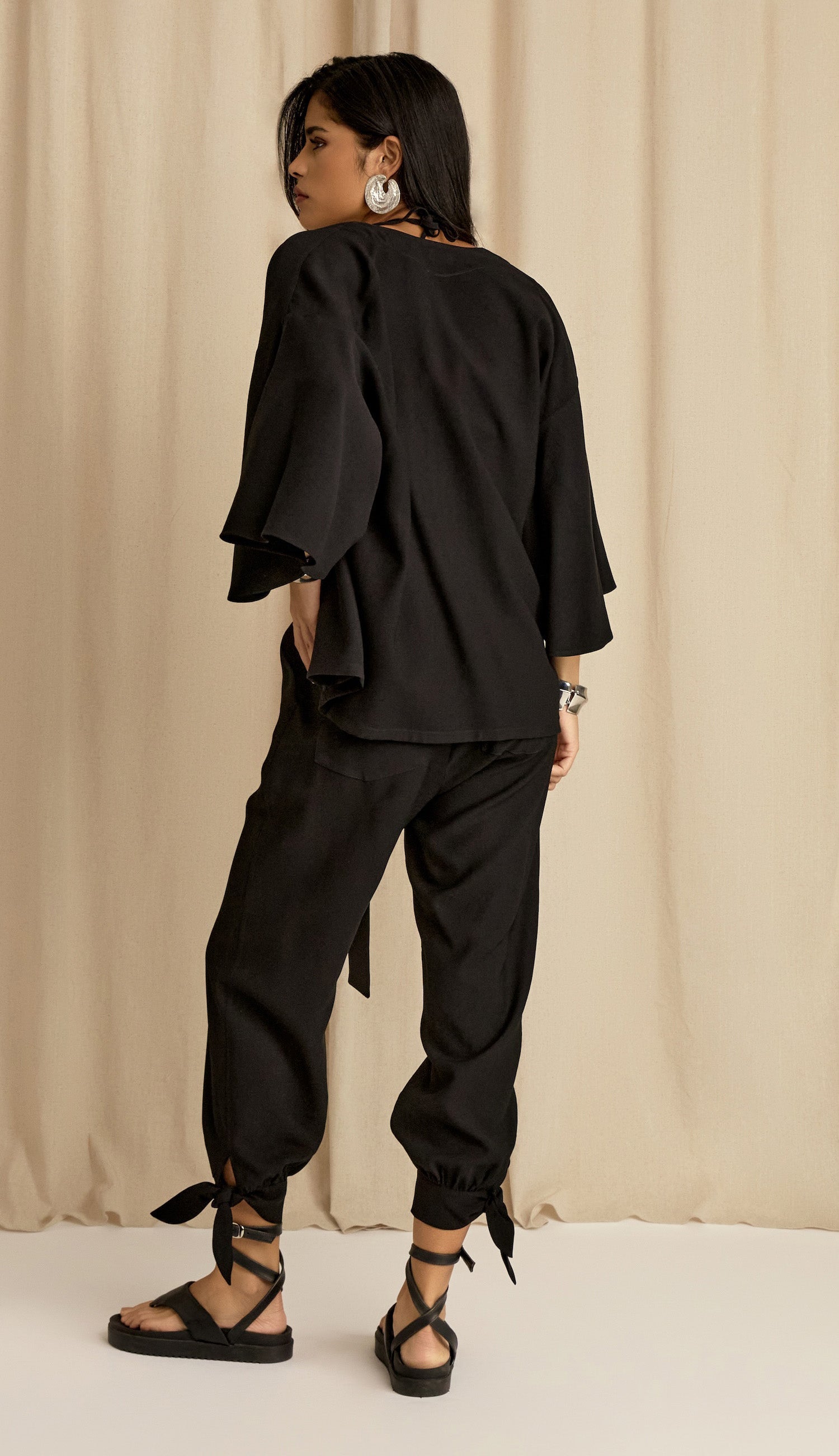 Trijunto Lua cruz Preto