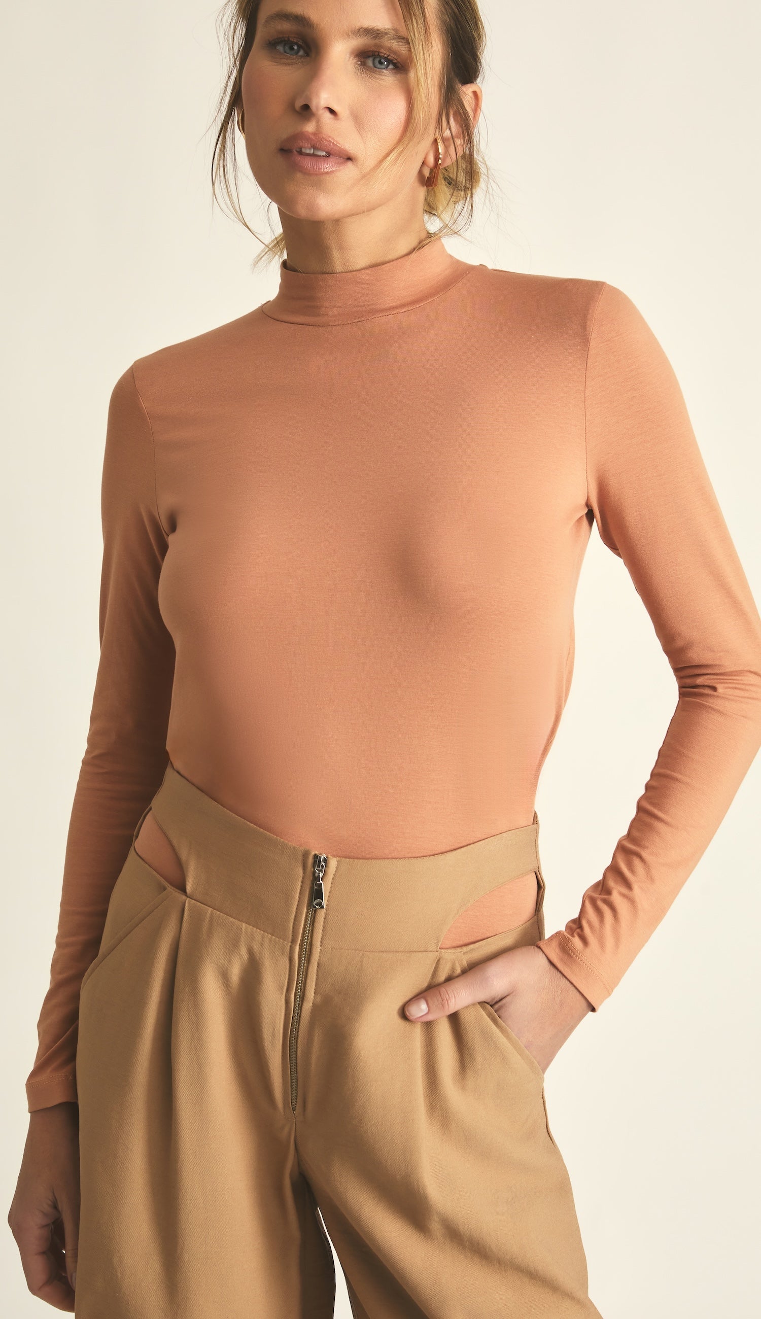 Blusa Gaby Mocha
