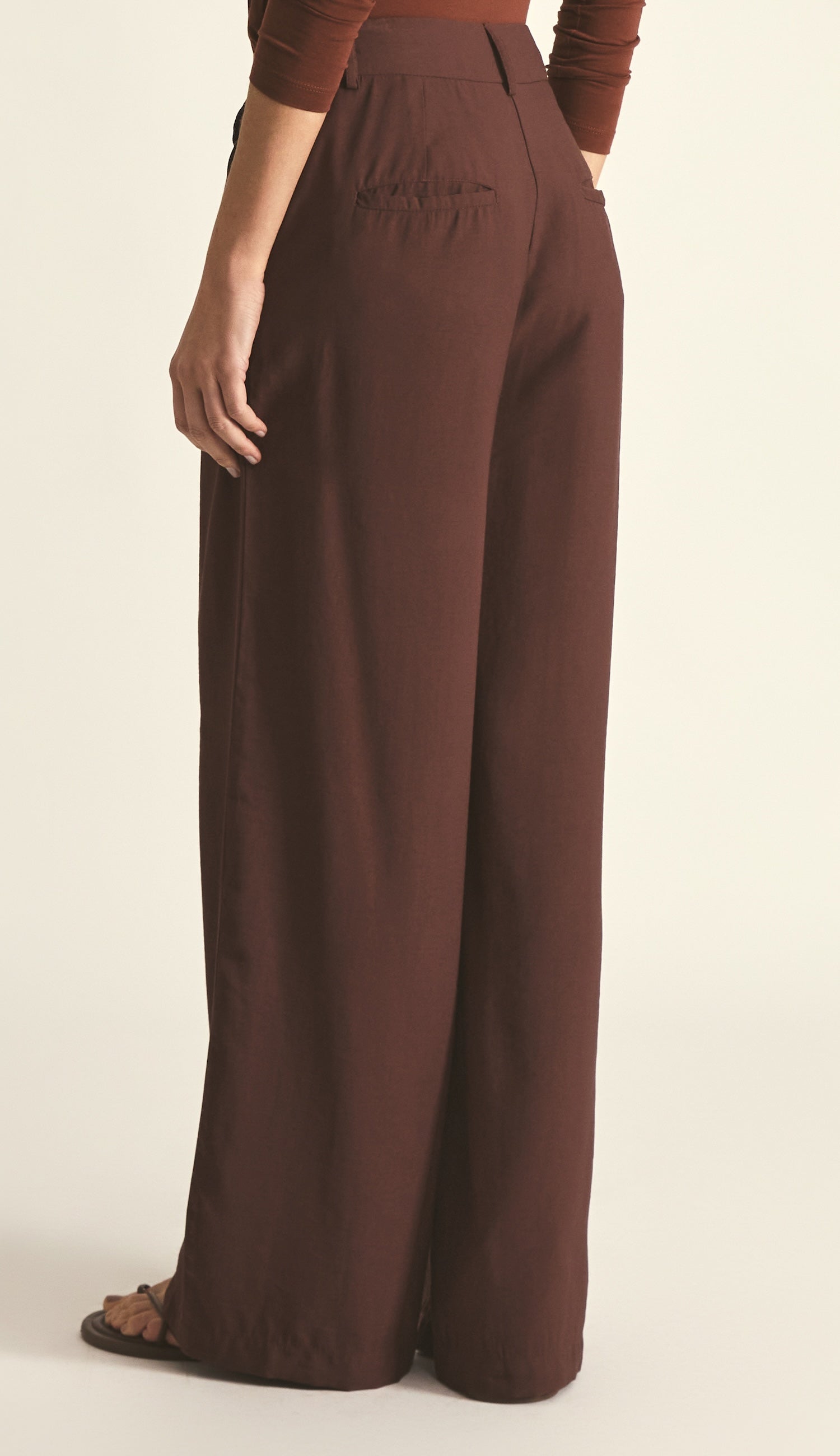 Calça Dominicana Café